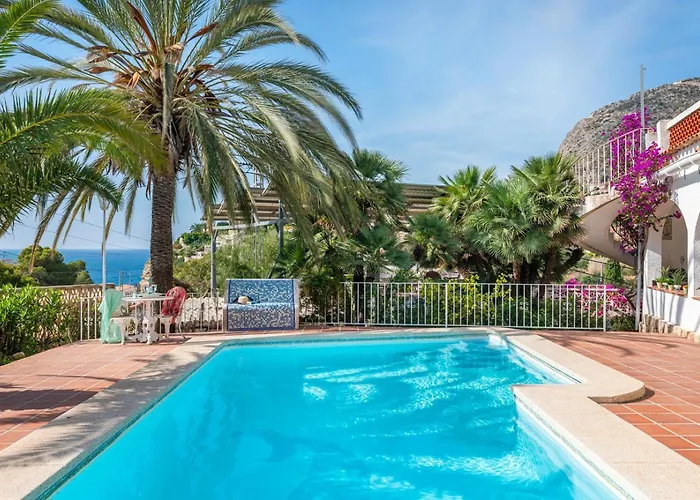 Axel - Plusholidays Calpe