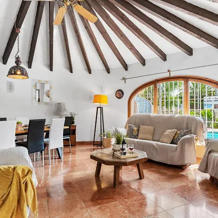 Axel - Plusholidays * كاليبي