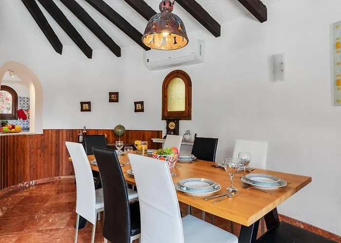 Axel - Plusholidays * Calpe